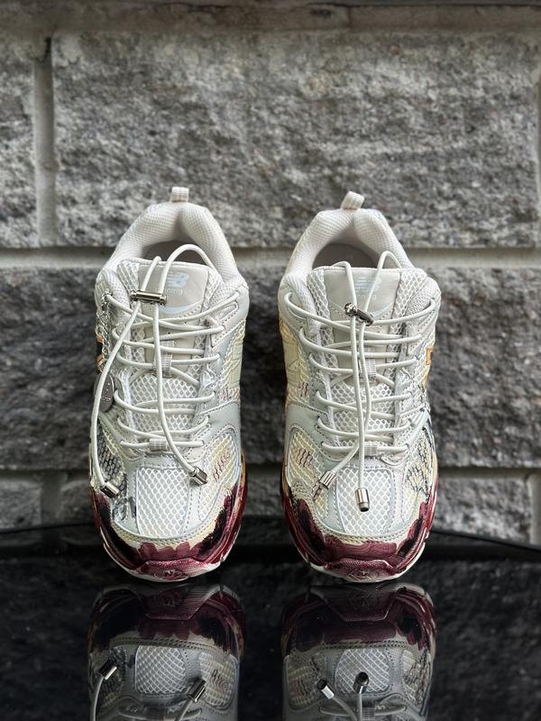 New Balance “DEMONSTRATE” 530 white/cream/burgundy edition