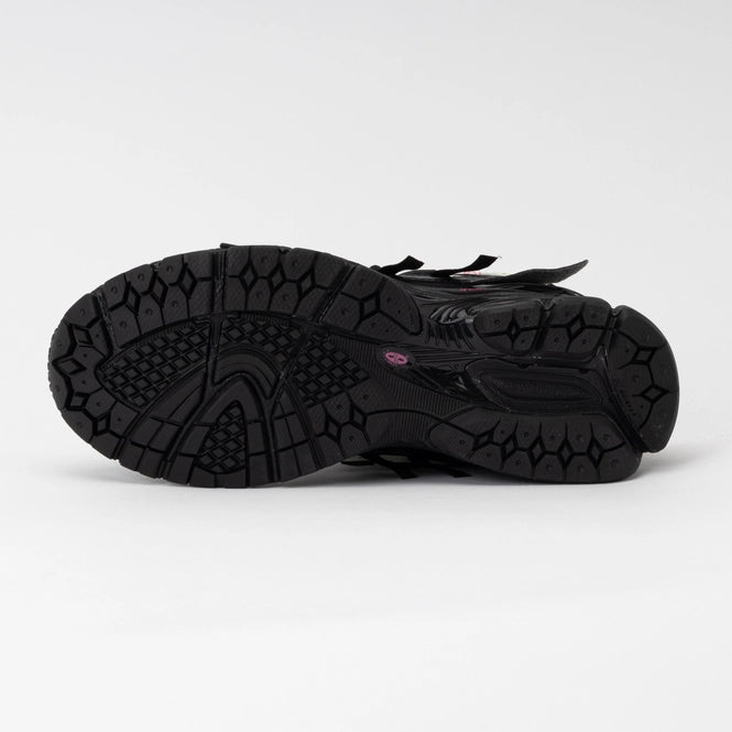 Trainers New Balance Unisex U1906AD Black/ Dragon Berry/ White