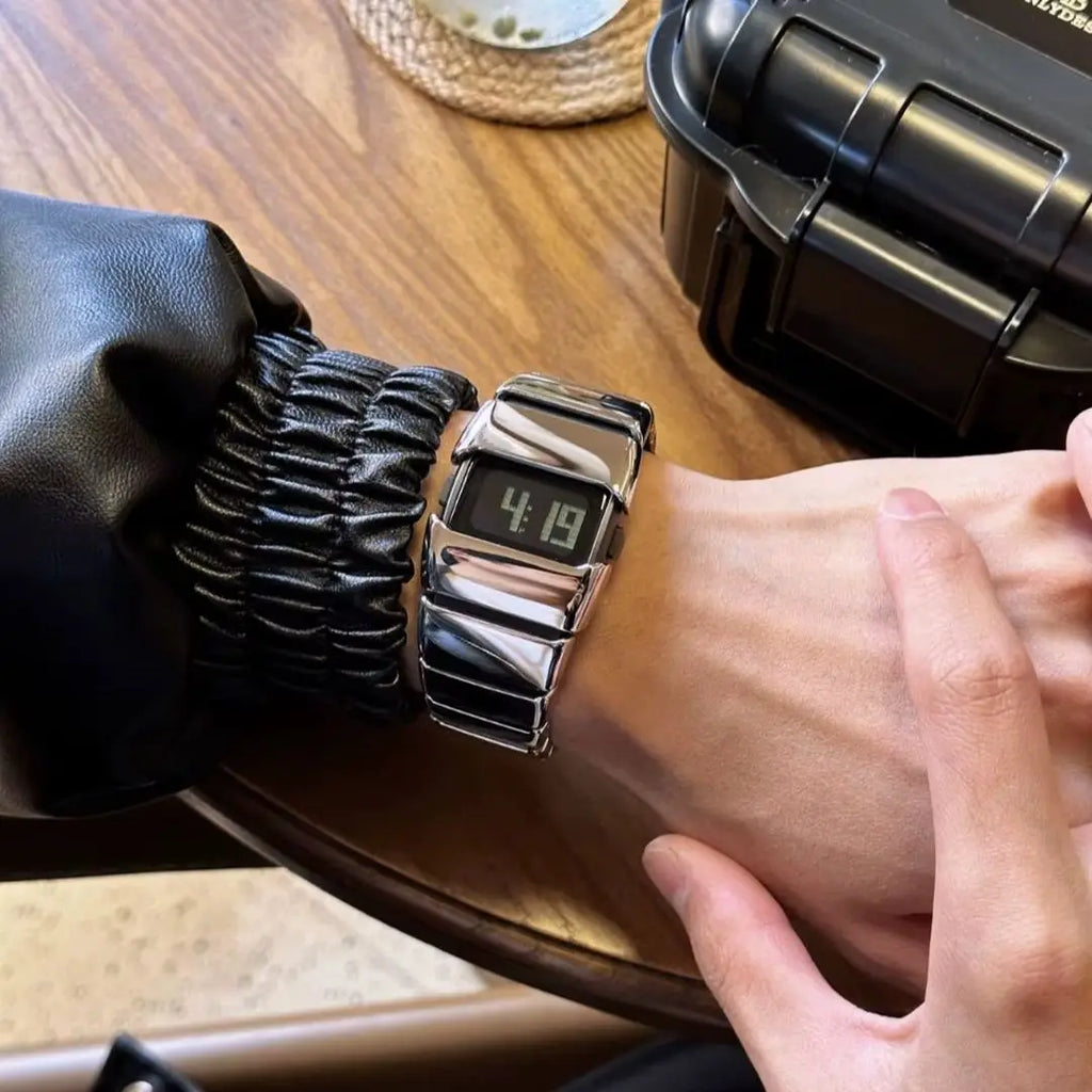 BENLYDESIGN Unique Metal Watches Retro-futuristic Watches For Men Punk Style Fashion Electronic Trendy Stylish Y2K Watches X6000