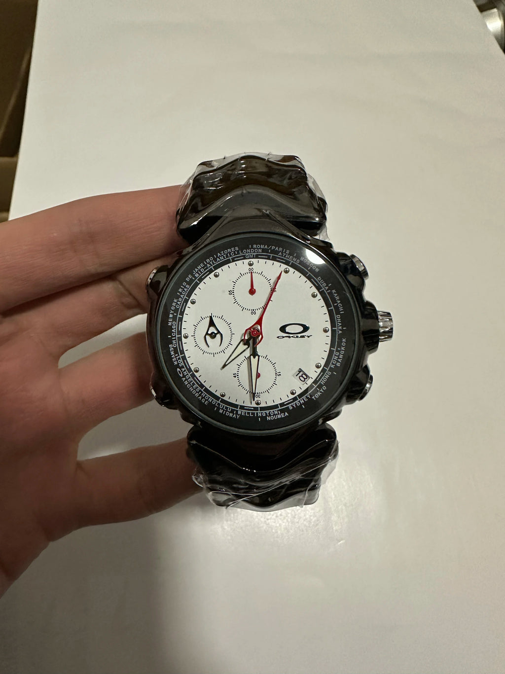 [Spot] vintage three-eye judge y2k millennium watch panda timing special-shaped retro fashion watch