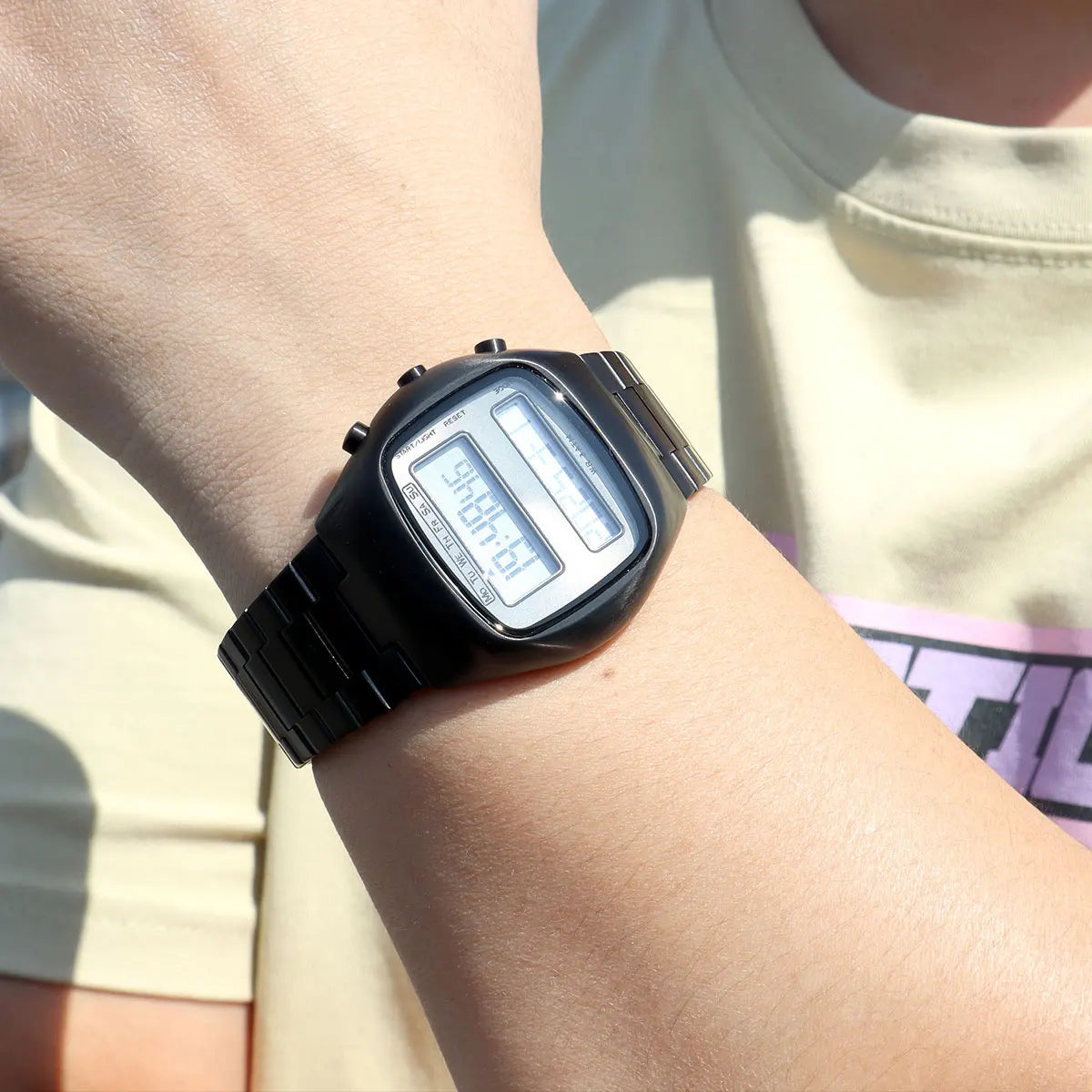 Dual-Display Retro Digital Men's Watch with Backlight Year Month Date Week Display Stainless Steel Strap Unisex Wristwatch