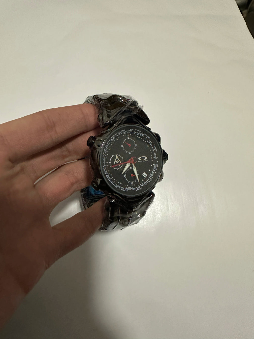 [Spot] vintage three-eye judge y2k millennium watch panda timing special-shaped retro fashion watch