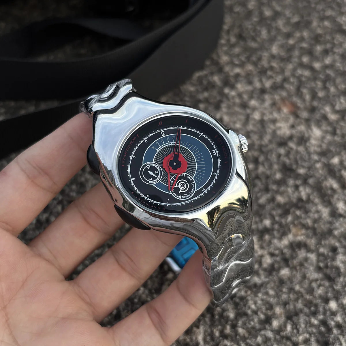 Alien Retro Twisted Case Y2k Quartz Watch Mens Silver Dial Oval Ellipse Special Fashion Unique Design Steel Men Watch AAA Clock