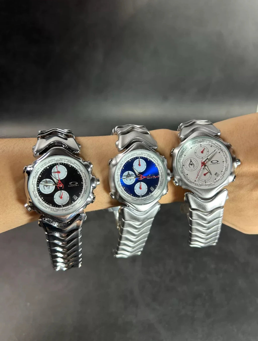 vintage three-eye judge y2k millennium watch panda timing special-shaped retro fashion watch