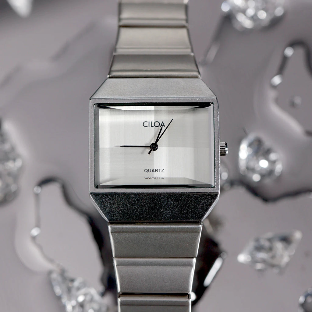 New arrival sugar cube watch for women, small and exquisite high-end luxury niche watch, 2024 new style workplace women's watch