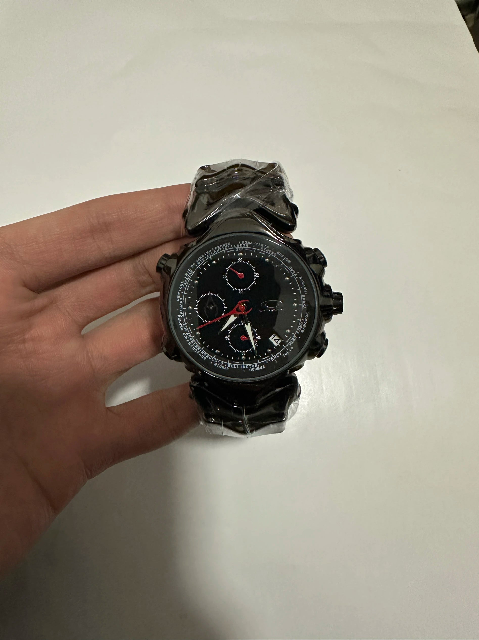 vintage three-eye judge y2k millennium watch panda timing special-shaped retro fashion watch