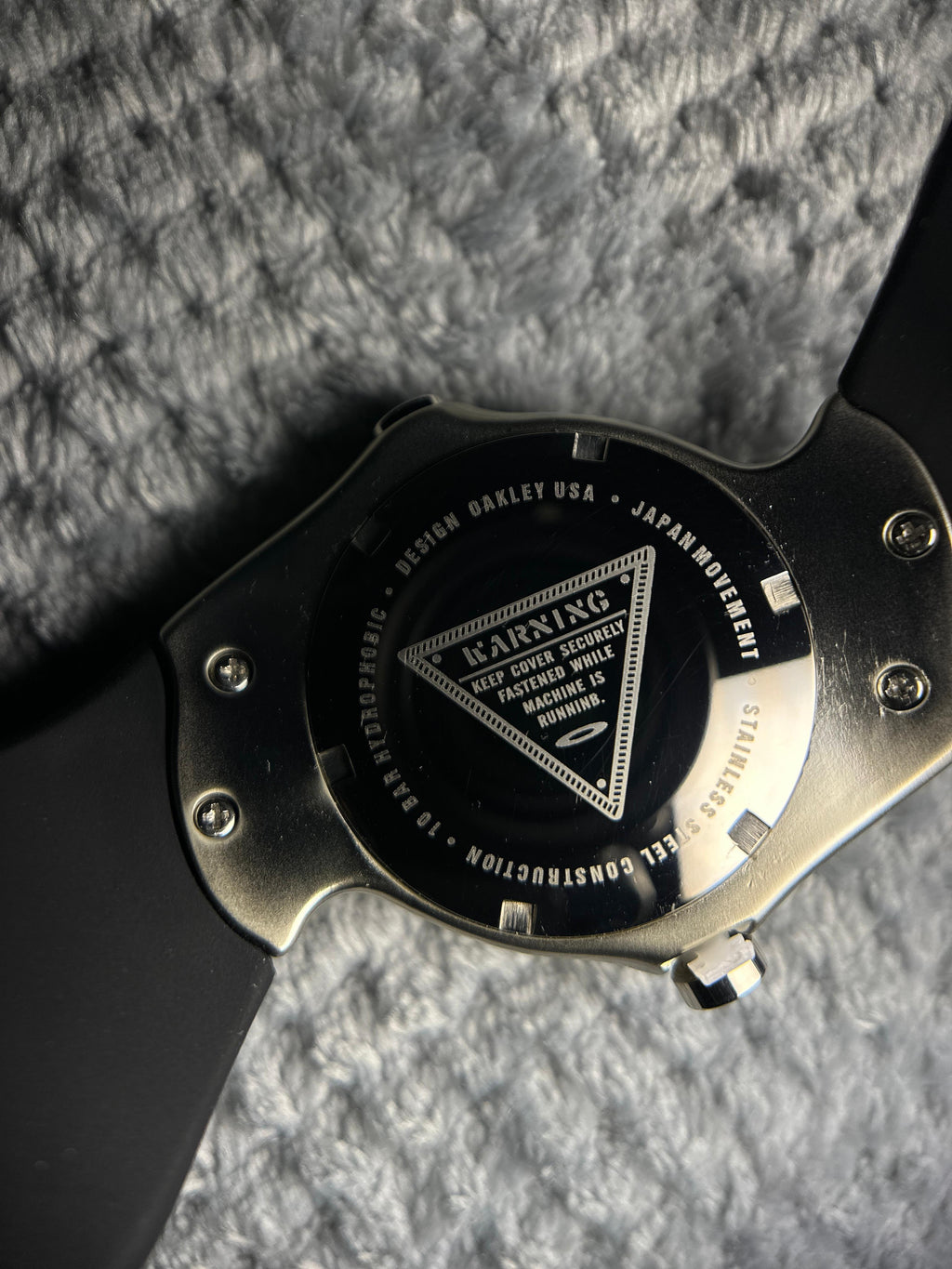 Oakley Crush Vintage Y2K Inspired by Oakley 90s Men's Quartz Watch Stainless Steel polished case.